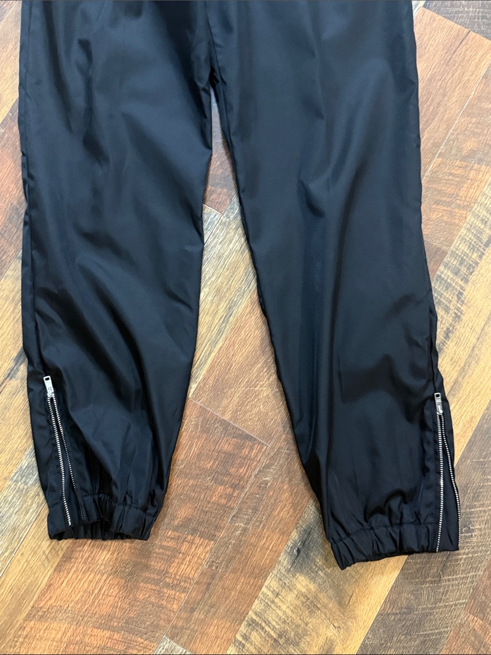Prada Re-Nylon Black Jogger Pants Triangle Logo Size IT 42 Authentic - Picture 10 of 15